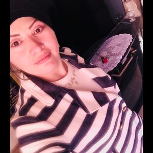 Meet your Posher, Nereida